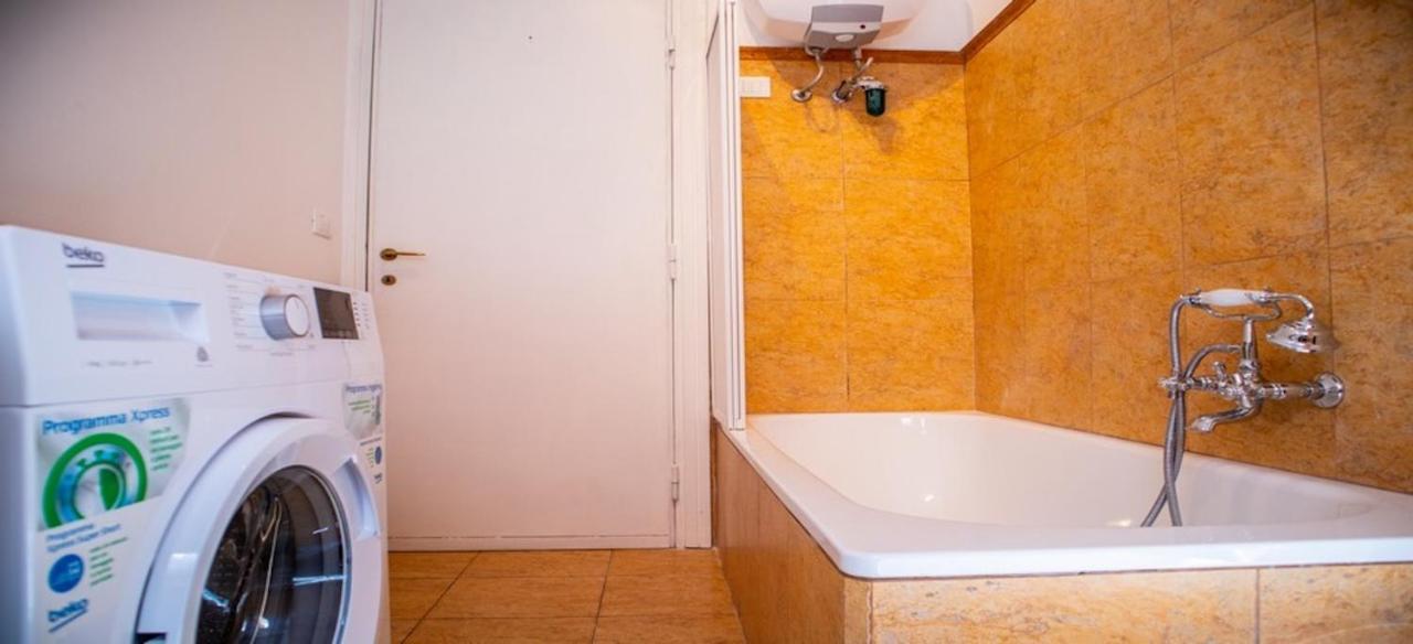 Kamchu Apartments Viale Somalia Rome Bagian luar foto